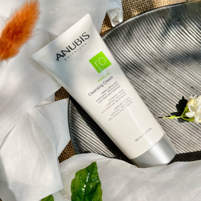 Sữa rửa mặt cân bằng và thanh lọc da dầu ANUBIS Regul Oil Cleansing Cream